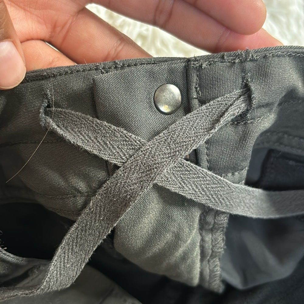 PRANA Capri Hiking pants - Picture 9 of 11